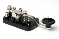 MFJ554X Widok prostego klucza telegraficznego (sztorcowy) - klucz tekże posiada regulację dźwigni i siły nacisku